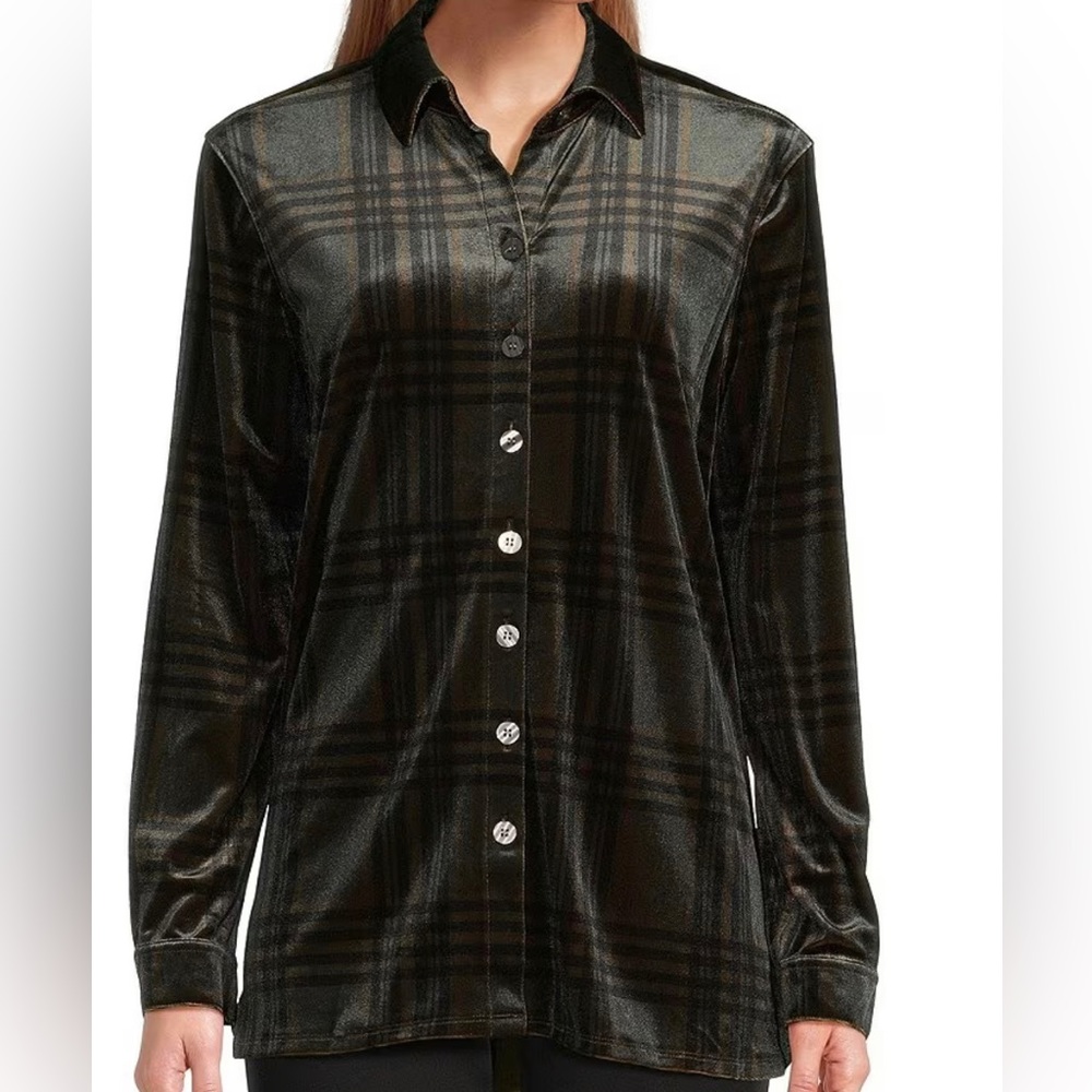 John Mark Velvet Long Sleeve Button Front